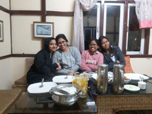 Oak Valley Retreat Homestay, Hostel, Cafe