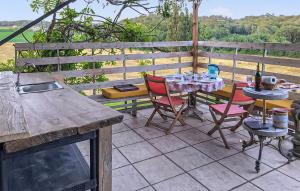 Gorgeous Home In Saint-Sulpice-De-Rouma