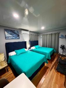 Sunshine Cabanas At Ocean View