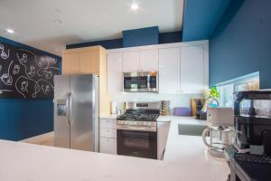 Merlot Chambers at Case Collective