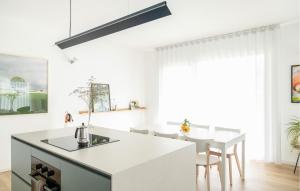 Gorgeous Home In Marina Di Ragusa