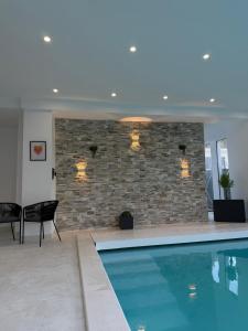 Sublime LOFT PISCINE Intérieure VERSAILLES