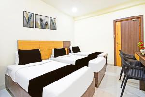 Super Townhouse Kondapur Near Botanical Garden Formerly RRR Inn