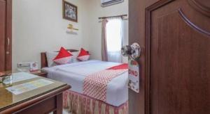 OYO 1090 Hotel Anging Mammiri Makassar