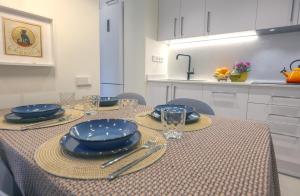 Beach walk - City 20 min - Beautiful Private Patio