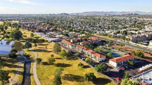 245 Fully Furnished 1BR Suite-Pet Friendly