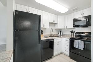 227-Fully Furnished, WiFi Included