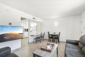 248 Fully Furnished 1BR Suite-Pet Friendly