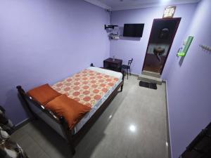 Sri bagavan lodge room stay