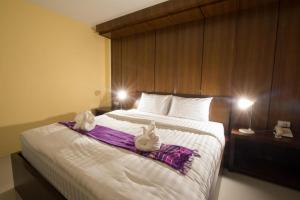 Bees Smile Hotel