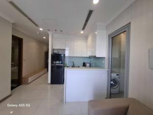 Vinhomes Central Park- Landmark 2 BR apartment