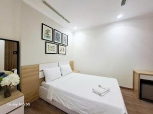 Vinhomes Central Park- Landmark 2 BR apartment