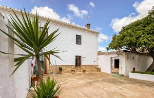 Lovely Home In Villanueva Del Trabuco