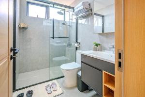 Luxury 1BR in Lavington - Heated Pool, Fast WiFi, Near Junction Mall