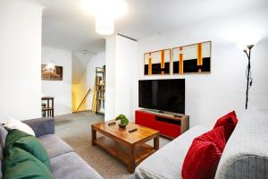 Stylish 2 Bedroom Apartment in Westminster near Victoria