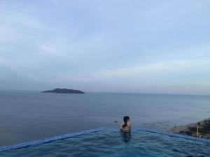 Summer Hotel