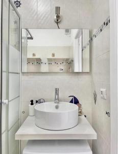 Scirocco Vista Mare e Spiaggia Privata Costa Rei Suites