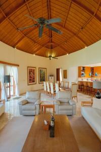 Villa Casa Bumbak Umalas Bali
