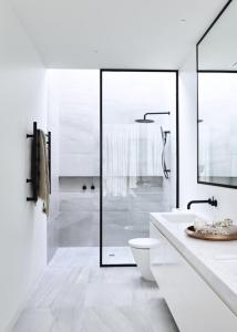Hotel Suites Near Delhi International Airport