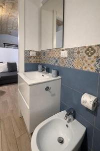 Bari LandLord 31- Old Town Apartment
