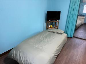 Shiratani Base Yakushima Near Supermarket & Restaurants