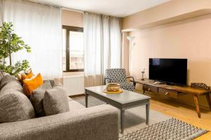 Charming Cozy 2bed1bath Shoreline Bebek! #95