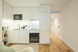 Foz Modern Luxury Sea View Balcony Apartments by LuxiStay