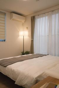 ISSHUKU-Quiet & Convenient -near Shinjuku & Shibuya-Five Bedroom Detached House-Up to 13 Guests