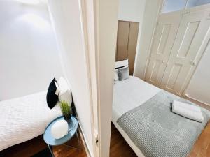 Rooms in Alfama, best location in Lisbon