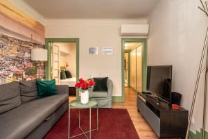Cozy Apt in Heart of Lisbon with AC by Lisbeyond