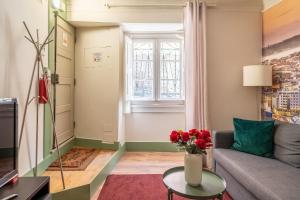 Cozy Apt in Heart of Lisbon with AC by Lisbeyond