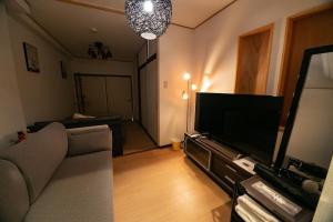 Tram楽しめます-最寄り駅目の前-大阪観光に超便利-トイレ2つ完備