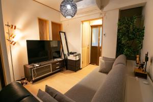 Tram楽しめます-最寄り駅目の前-大阪観光に超便利-トイレ2つ完備