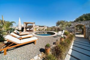 SunKeramos Retreat - "Free" Heated Pool Private Villa