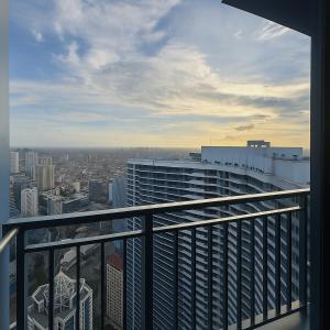 Japandi Studio Retreat in Air Residences Makati