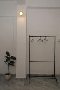 EAST HABITAT - Cozy Stay by the Airport
