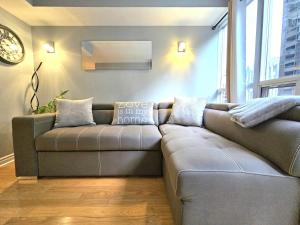 Entire 1 Bedroom Condo - Torontos Entertainment District