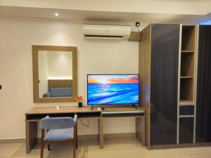 Beachfront Luxary Studio in Negombo - Sunset Views