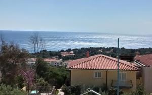 BenitiKe House img100