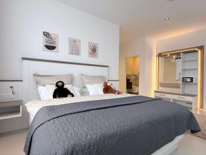 Salt & Smoky Boutique Room