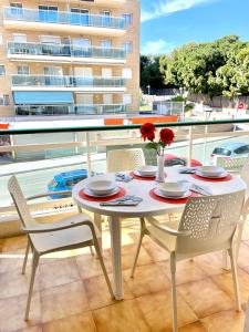 APARTBEACH VANCOUVER RELAX CLIMATIZADO y PARKING