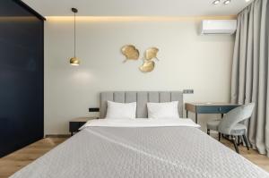 12-85 French Quarter 2, Predslavynska 42, Kyiv centre, fantastic city view, 15 kW backup power, Petrovdim Apartment
