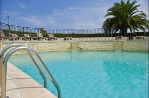 superbe appartement T2 face à la mer et la lagune
