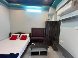 PANMOZHI RESIDENCY-luxury comfort stay