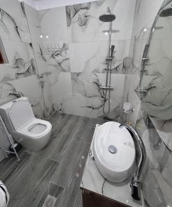 Kingsland Apartment Ksamil
