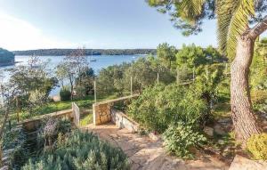 Andrea, a terrace by the sea