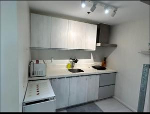 3BR Staycation Azure -Near SM Bicutan and Airport