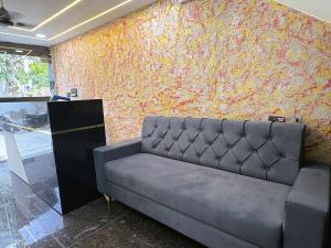 Hotel Pearl Nest Palace