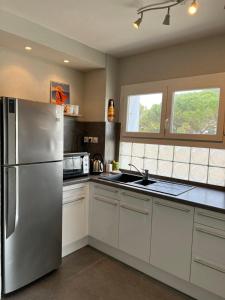 Le Neptune T2 terrasse vue mer plage à pied parking