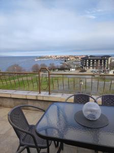 Апартамент с уникална панорама Несебър